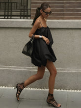 Einfarbiges ärmelloses Ballon-Camisole-Kleid